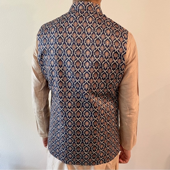 Men’s Golden-Blue Waistcoat Nehru Jacket. - Picture 3 of 7